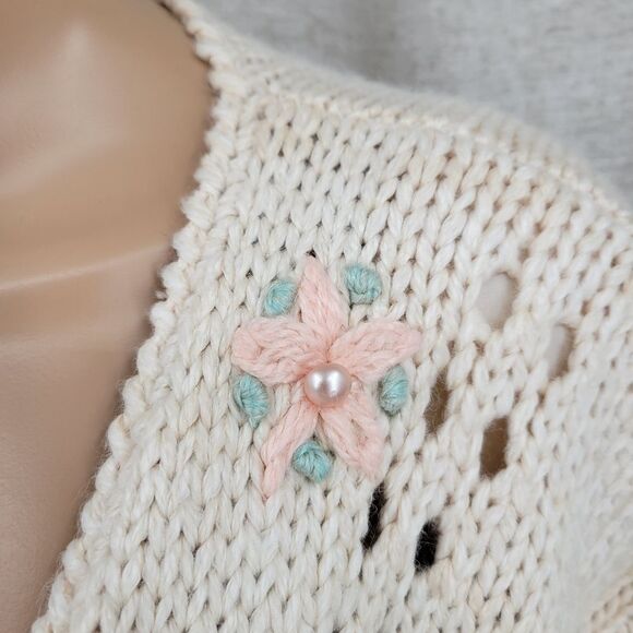 Vintage Hand Knit Cream with Pastel Floral Women's Cardigan Sweater Pointelle - Picture 4 of 13